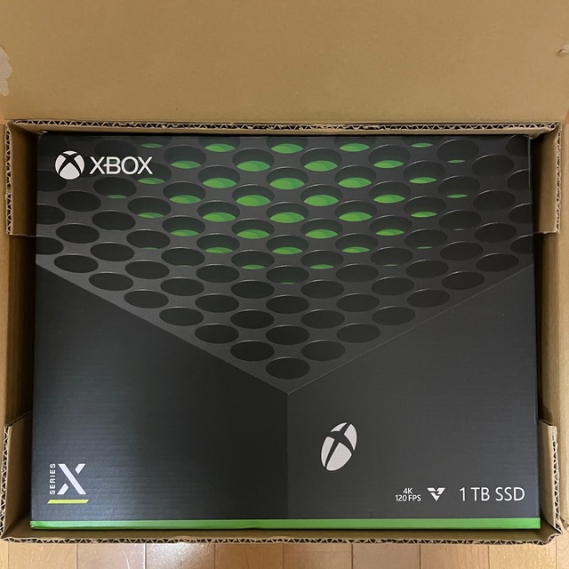 Xbox(エックスボックス)の【新品・未開封品】Xbox Series X 本体 1TB RRT-00015 エンタメ/ホビーのゲームソフト/ゲーム機本体(家庭用ゲーム機本体)の商品写真