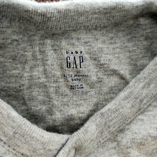 GAP(ギャップ)のgap ベビー ロンパース キッズ/ベビー/マタニティのベビー服(~85cm)(ロンパース)の商品写真