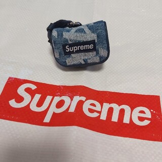 シュプリーム(Supreme)の🎈新品🎈Supreme AirPod Case ブルー（袋付き)(その他)