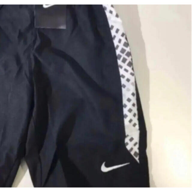 NIKE(ナイキ)のキッズ　水着　NIKE ナイキ  新品 キッズ/ベビー/マタニティのキッズ服男の子用(90cm~)(水着)の商品写真