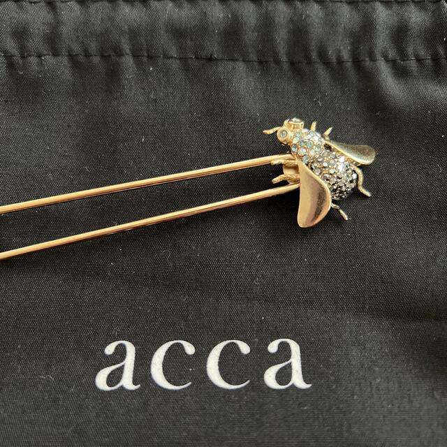acca(アッカ)のacca ヘアピン　蜂ブラック レディースのヘアアクセサリー(ヘアピン)の商品写真