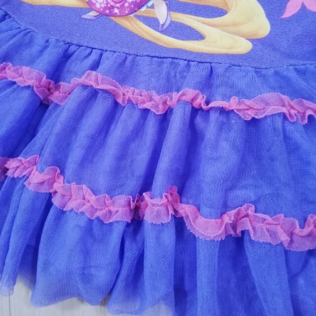 Disney(ディズニー)のラプンツェル　ワンピース　110  ネグリジェ　ディズニーストア キッズ/ベビー/マタニティのキッズ服女の子用(90cm~)(ワンピース)の商品写真