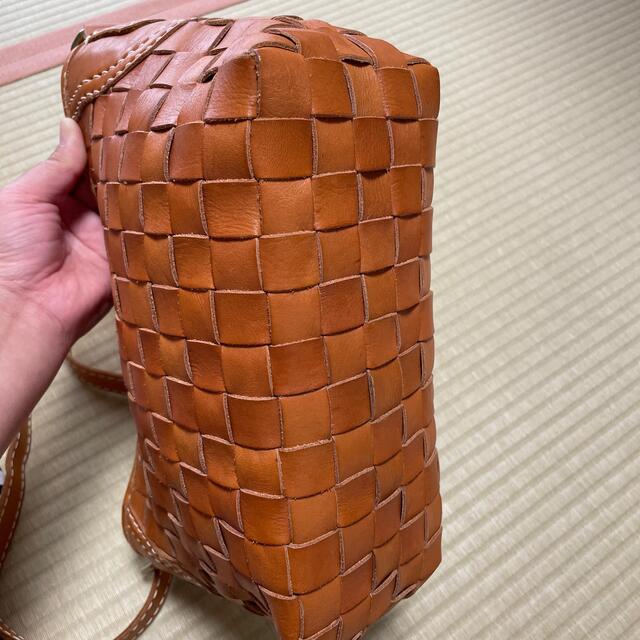 ズッケロフィラート　ショルダーバッグ　革製品 レディースのバッグ(ショルダーバッグ)の商品写真