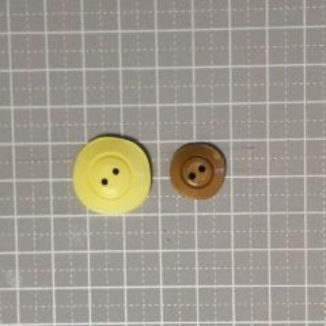 昭和レトロボタン　可愛い色♡のセット ハンドメイドの素材/材料(各種パーツ)の商品写真