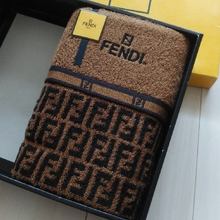 フェンディ(FENDI)の新品未使用　FENDIバスタオル(タオル/バス用品)