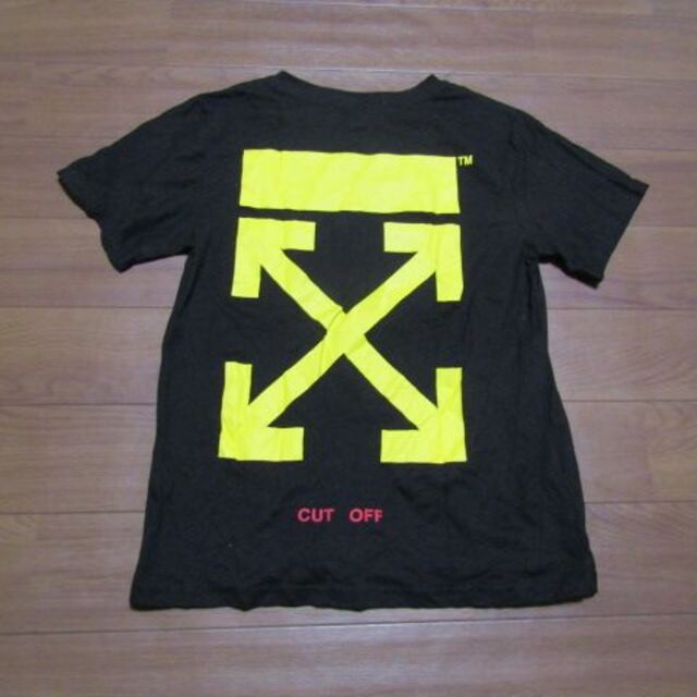 OFF-WHITE(オフホワイト)の新品同然オフホワイトOFF EHITE　Tシャツ メンズのトップス(Tシャツ/カットソー(半袖/袖なし))の商品写真