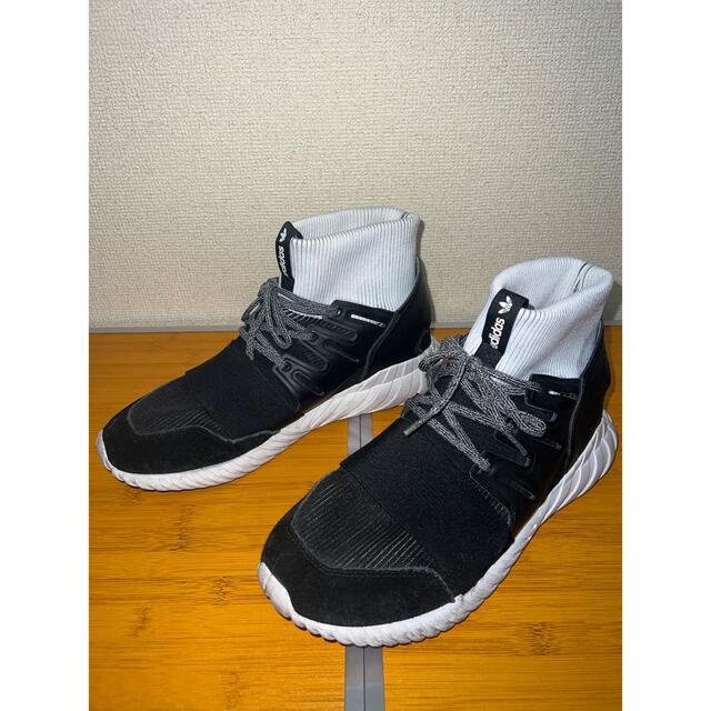 adidas(アディダス)のADIDAS TUBULAR DOOM  BLACK/BLK/WHITE メンズの靴/シューズ(スニーカー)の商品写真