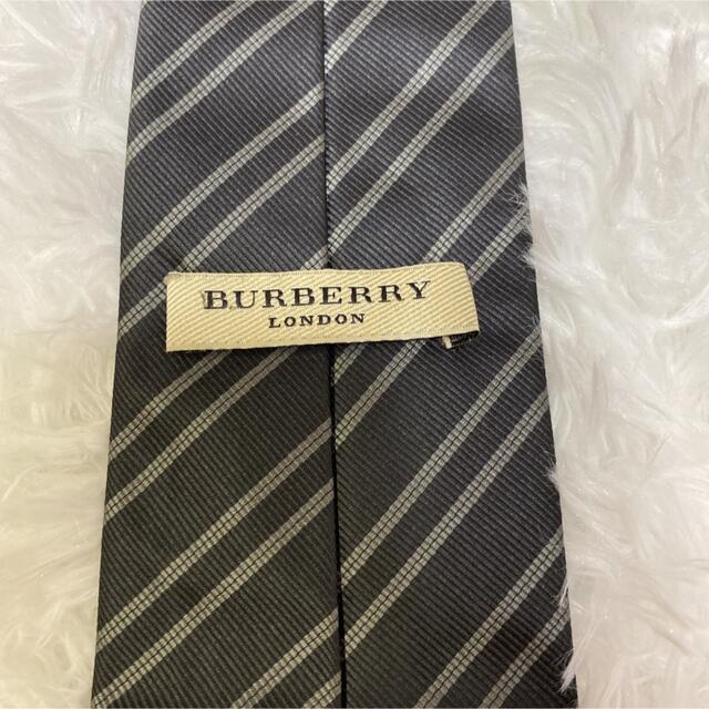 BURBERRY(バーバリー)のBURBERRY London ネクタイ ストライプ シルク100％ ホースロゴ メンズのファッション小物(ネクタイ)の商品写真