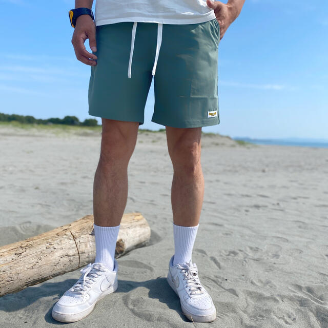 THE NORTH FACE(ザノースフェイス)の夏だ！海だ！！バイカラーショーツ　Sサイズ　カーキ　STUSSY メンズのパンツ(ショートパンツ)の商品写真