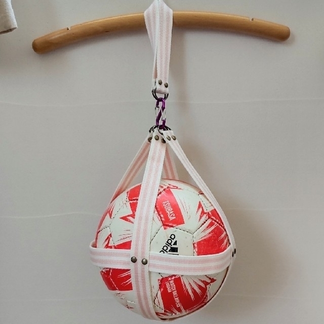 サッカー ボール入れ/ボールバッグ (ピンク) スポーツ/アウトドアのサッカー/フットサル(ボール)の商品写真
