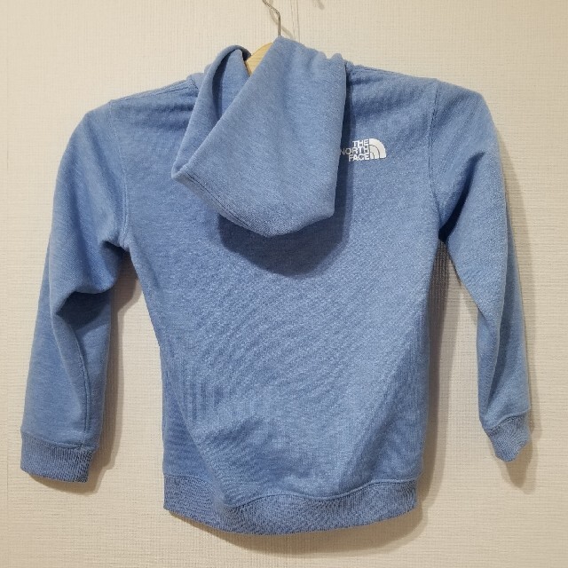 THE NORTH FACE(ザノースフェイス)の☆ココ様専用☆THE NORTH FACE キッズパーカー キッズ/ベビー/マタニティのキッズ服男の子用(90cm~)(ジャケット/上着)の商品写真