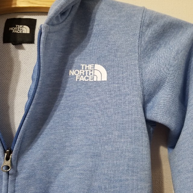 THE NORTH FACE(ザノースフェイス)の☆ココ様専用☆THE NORTH FACE キッズパーカー キッズ/ベビー/マタニティのキッズ服男の子用(90cm~)(ジャケット/上着)の商品写真