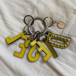 ディーゼル チャームの通販 34点 | DIESELのレディースを買うならラクマ