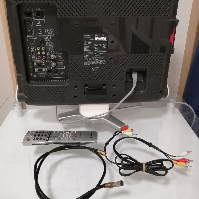 AQUOS(アクオス)のシャープアクオス20型液晶テレビ LC-20D50純正リモコンテレビコード付き スマホ/家電/カメラのテレビ/映像機器(テレビ)の商品写真