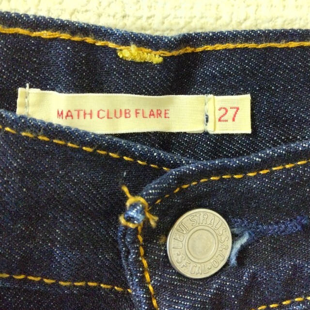 SLOBE IENA(スローブイエナ)のLEVI'S SLOBE別注MATH CLUB FLAREデニムパンツ 27 レディースのパンツ(デニム/ジーンズ)の商品写真