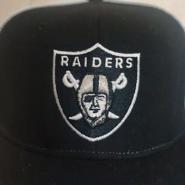 Reebok(リーボック)の新品 Reebok NFL ウールキャップ  レイダース RAIDERS メンズの帽子(キャップ)の商品写真