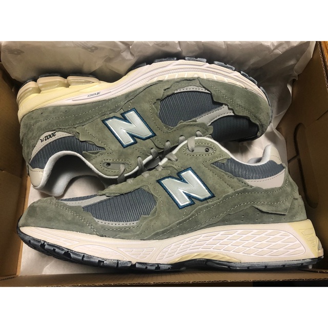 New Balance - 【28.5cm】New Balance 2002Rの通販 by ーーーs shop ...