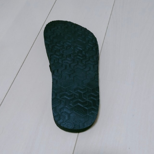 THE NORTH FACE(ザノースフェイス)のTHE NORTH FACE サンダル fluffy flip flop II メンズの靴/シューズ(サンダル)の商品写真