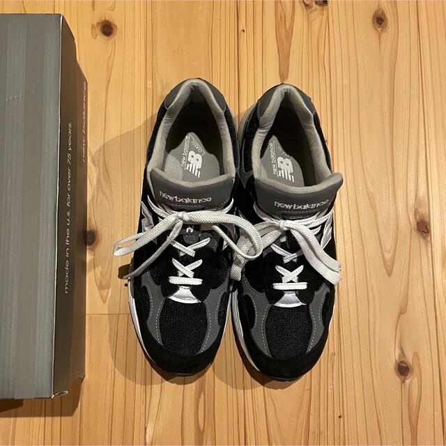 New Balance(ニューバランス)のNEW BALANCE ニューバランス M992EB US9 27cm メンズの靴/シューズ(スニーカー)の商品写真