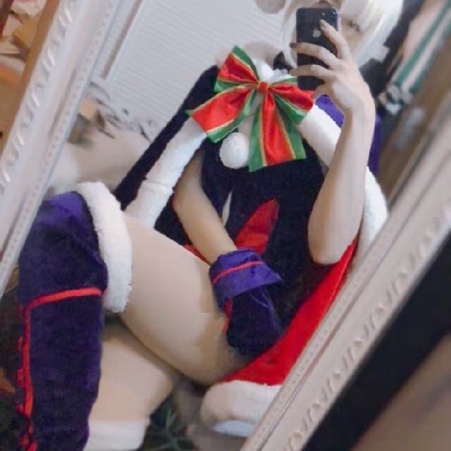 Q⑪1  FGO フェイト Saber 黒 セイバー クリスマス 紫 サンタ サ エンタメ/ホビーのコスプレ(衣装一式)の商品写真