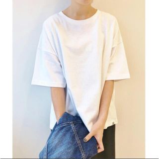 イエナ(IENA)のUNIVERSAL OVERALL ユニバーサル　オーバーロール　Tシャツ　白(Tシャツ(半袖/袖なし))