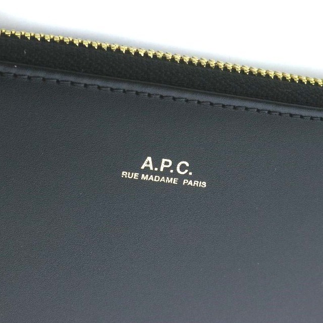 A.P.C(アーペーセー)のアーペーセー リーゼ 長財布 L字ファスナー レザー ノワール 黒 F63047 レディースのファッション小物(財布)の商品写真