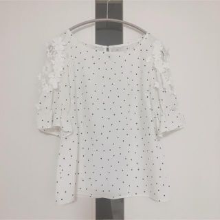 トッコ(tocco)のtocco closet トッコクローゼット　トップス(シャツ/ブラウス(半袖/袖なし))