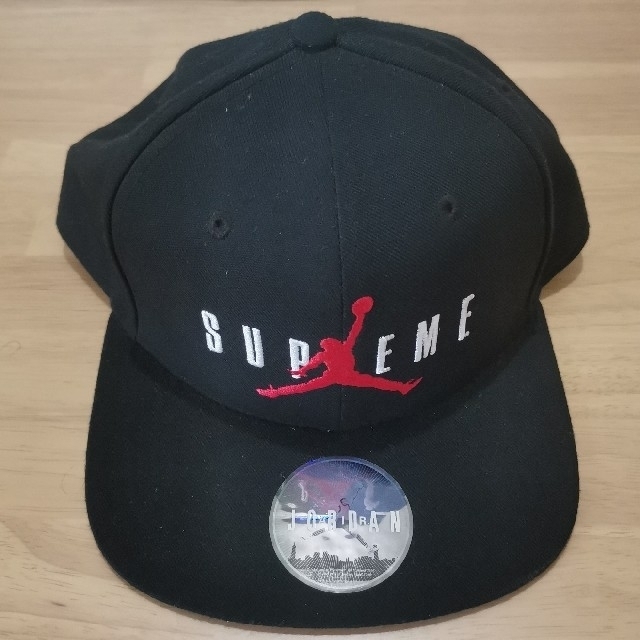 Supreme(シュプリーム)のsupreme  JORDAN キャップ コラボ シュプリーム ジョーダン 帽子 メンズの帽子(キャップ)の商品写真