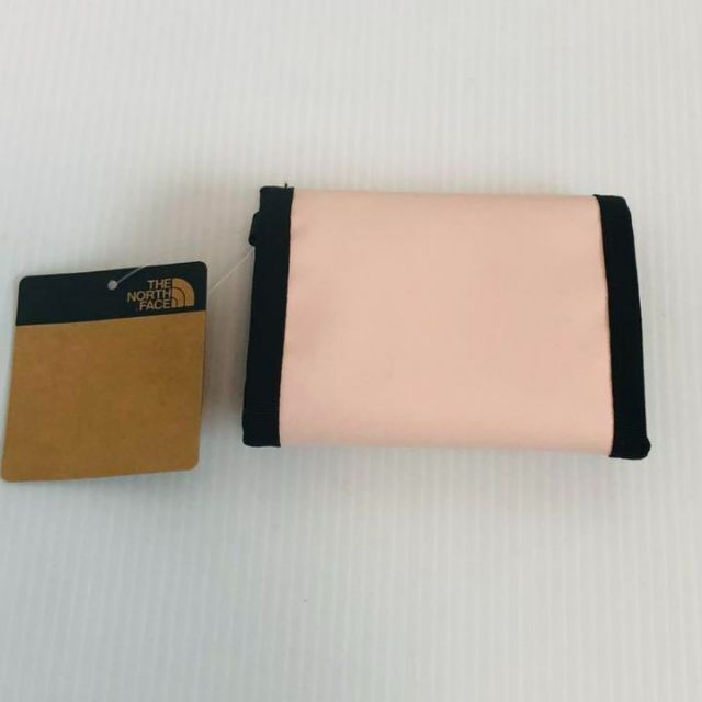 THE NORTH FACE(ザノースフェイス)の【新品・タグ付】ノースフェイス 財布 三つ折り　ピンク　ワレット　コインケース レディースのファッション小物(財布)の商品写真