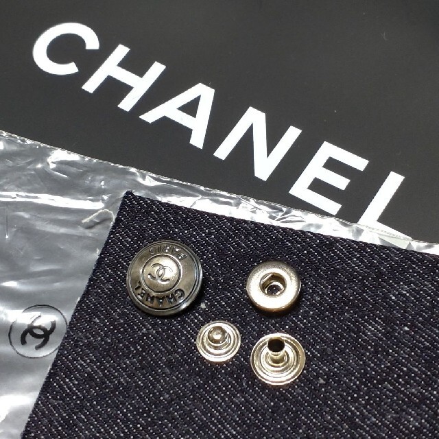 CHANEL(シャネル)の♥CHANEL♥のワンピースの牡丹 レディースのファッション小物(その他)の商品写真