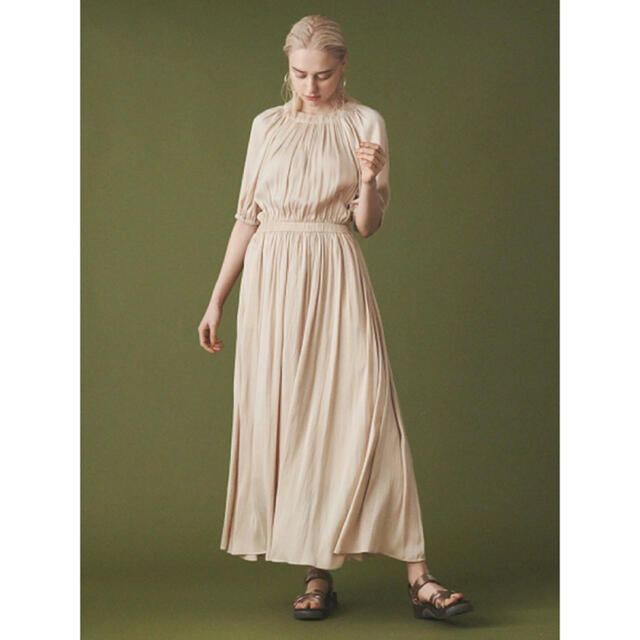 emmi atelier - 【emmi】バックオープンワンピースの通販 by MEIMEI