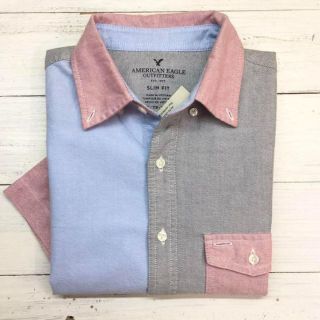 アメリカンイーグル(American Eagle)の新品【メンズXS】★アメリカンイーグル★クレイジーパターン！目を惹く半袖シャツ(シャツ)