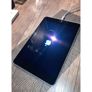 iPad mini 4 シルバー64GB wifiモデル(タブレット)