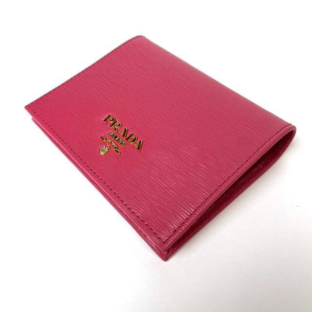 ボタニカルウエディング 【極美品】PRADA 2つ折り財布 ヴィッテロ