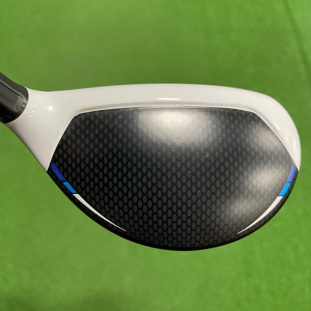 TaylorMade(テーラーメイド)のテーラーメイド　sim2MAX レスキュー　4U22°  スポーツ/アウトドアのゴルフ(クラブ)の商品写真