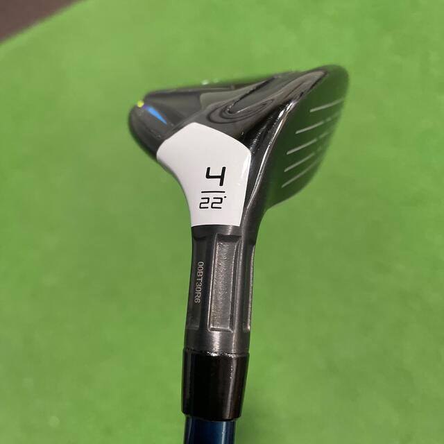 TaylorMade(テーラーメイド)のテーラーメイド　sim2MAX レスキュー　4U22°  スポーツ/アウトドアのゴルフ(クラブ)の商品写真