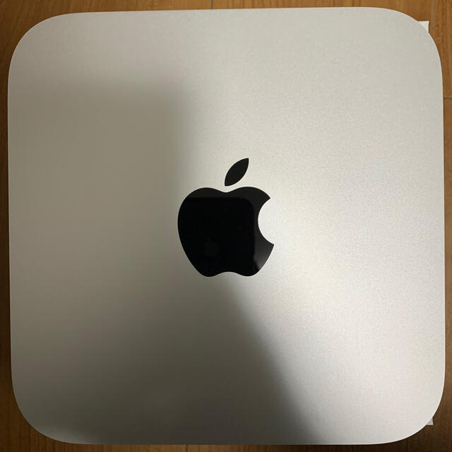 Apple(アップル)の【中古】m1 Mac mini 8Gメモリー 256G SSD スマホ/家電/カメラのPC/タブレット(デスクトップ型PC)の商品写真