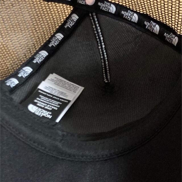 THE NORTH FACE(ザノースフェイス)のThe North Face Logo Trucker Cap メッシュキャップ メンズの帽子(キャップ)の商品写真