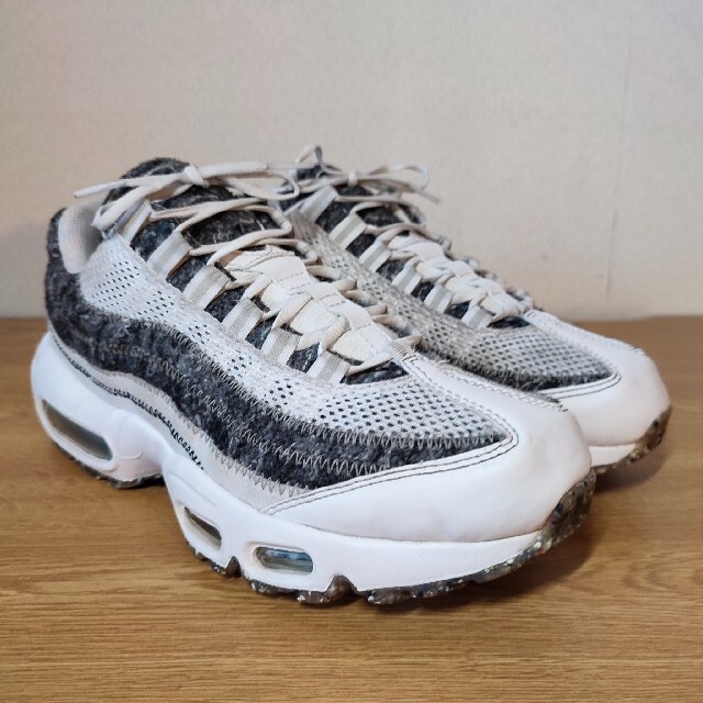 NIKE(ナイキ)の大人気 特別モデル NIKE WMNS AIR MAX 95 RECYCLE レディースの靴/シューズ(スニーカー)の商品写真