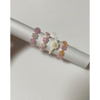 ビーズリング セット 指輪ハンドメイド ピンク　ホワイト(リング)