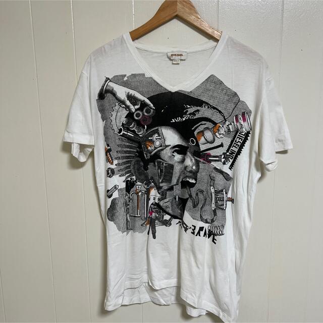 DIESEL(ディーゼル)のT012 DIESEL ディーゼル　ビックプリント　VネックTシャツ メンズのトップス(Tシャツ/カットソー(半袖/袖なし))の商品写真