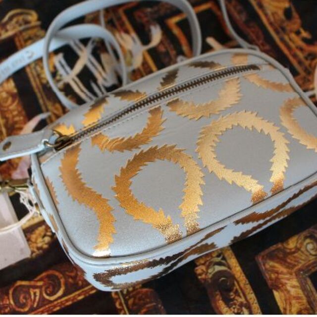 Vivienne Westwood(ヴィヴィアンウエストウッド)の新品　ヴィヴィアン　スクイグルバック レディースのバッグ(ショルダーバッグ)の商品写真