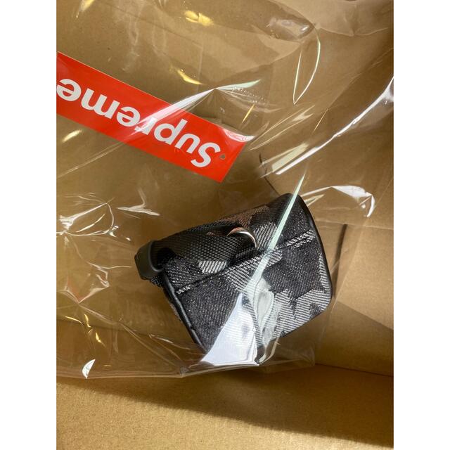 Supreme(シュプリーム)のSupreme FatTip Jacquard Denim AirPodCase メンズのファッション小物(その他)の商品写真