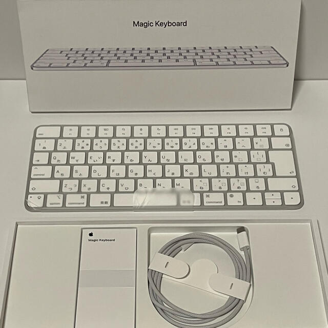 Apple(アップル)のapple Magic Keyboard MK2A3J/A スマホ/家電/カメラのPC/タブレット(PC周辺機器)の商品写真