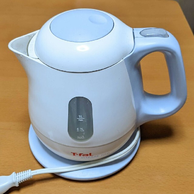 T-fal(ティファール)のT-fal ティファール 電気ケトル 1L スマホ/家電/カメラの生活家電(電気ケトル)の商品写真