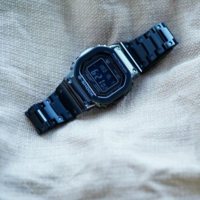 G-SHOCK GMW-B5000GD-1JF