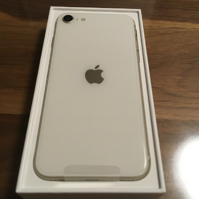 人気大割引 新品未使用品 iPhone SE 新品未使用 第3世代 64GB - 白