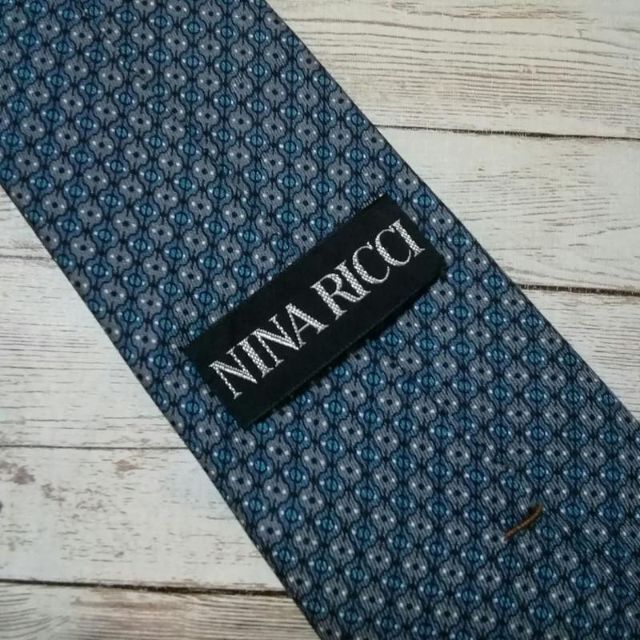 NINA RICCI(ニナリッチ)のニナ・リッチ Nina Ricci ネクタイ シルク100 即日発送可 送料込み メンズのファッション小物(ネクタイ)の商品写真