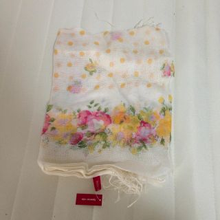 アプワイザーリッシェ(Apuweiser-riche)のApuweiser新品♡花柄ストール♡(ストール/パシュミナ)