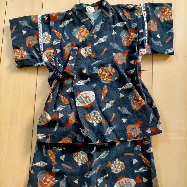 お魚柄甚平 キッズ/ベビー/マタニティのキッズ服男の子用(90cm~)(甚平/浴衣)の商品写真